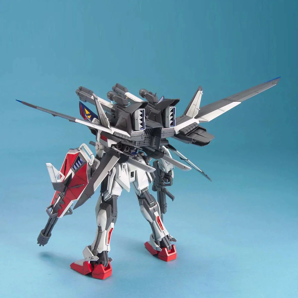 MG 1/100 GAT-X105E Lukas's Strike E + I.W.S.P. - Image 3