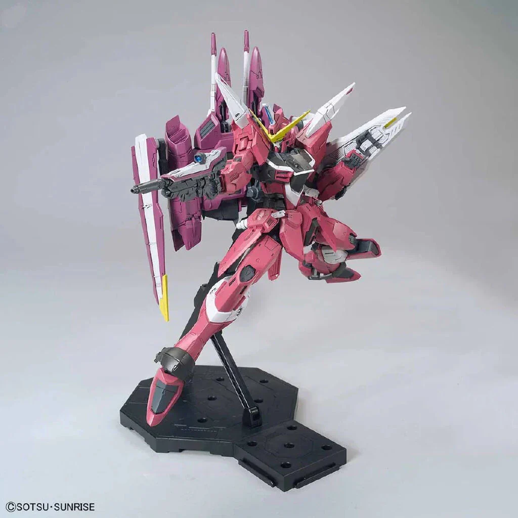 MG 1/100 ZGMF-X09A Justice Gundam Model Kit - Image 7